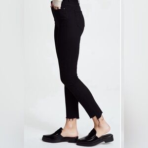 Mother Stunner Zip Ankle Step Fray